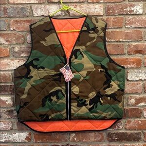 NWT Boys Camo Quilted Vest with Orange Lining - reversible